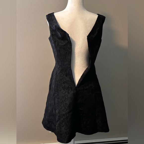 Kate Spade New York "Dashing Beauty" Metallic Jacquard Dress - Picture 15 of 17